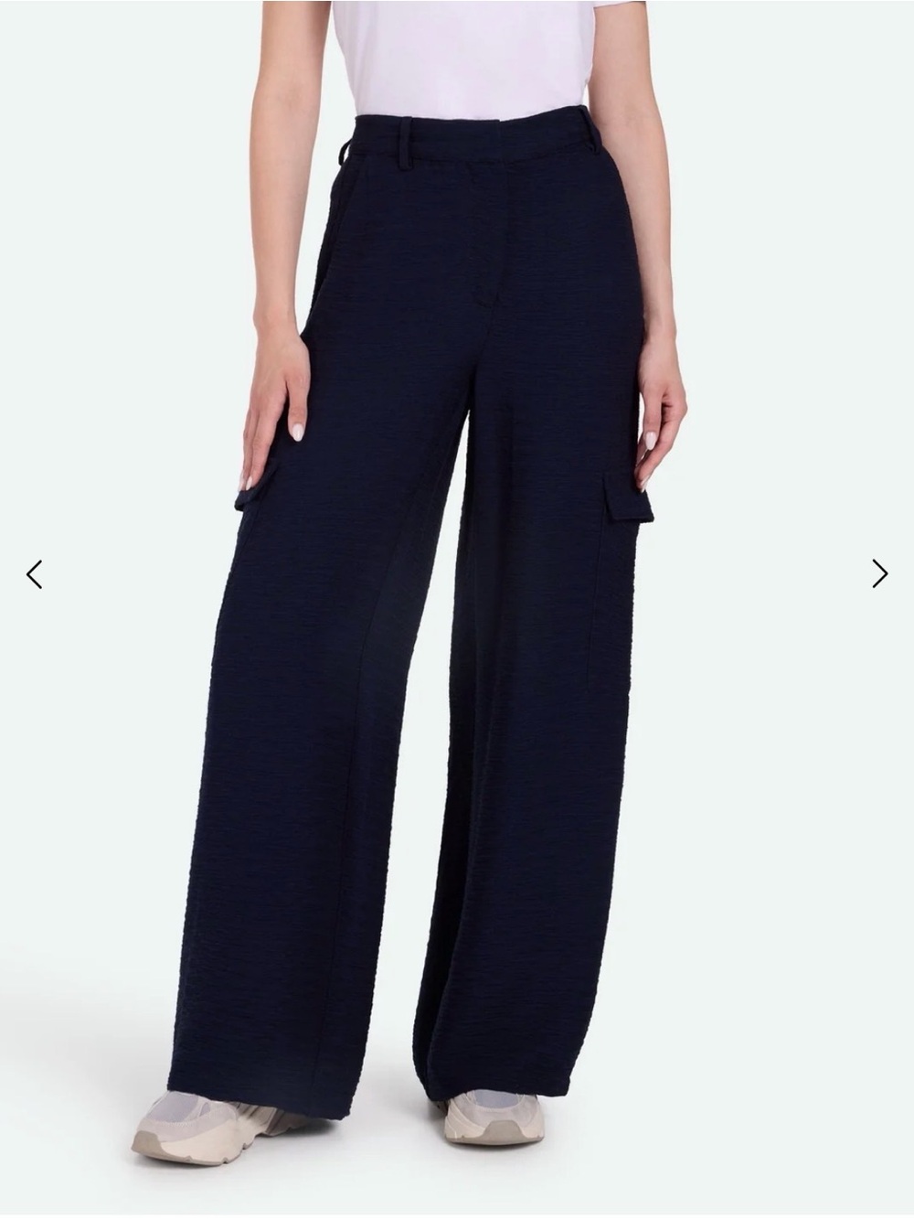 Minimum Navy High Rise Wide Leg cargo pants size 40 Medium